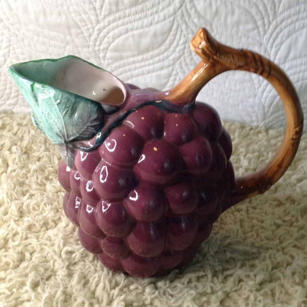 VTG Grape Cluster Majolica Handled pitcher, Poss. Italian Made, Collectible